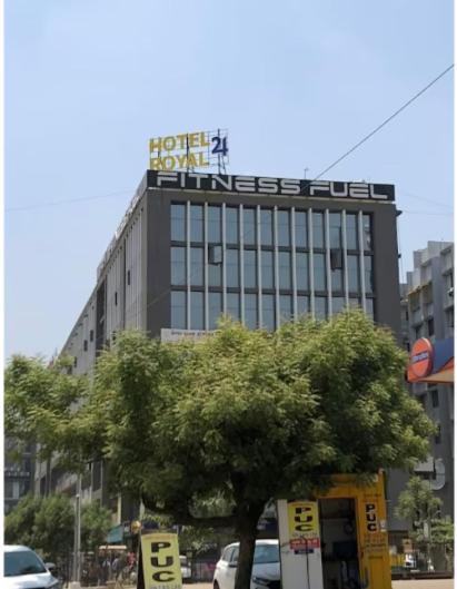 Hotel Royal 24 アーメダバード エクステリア 写真